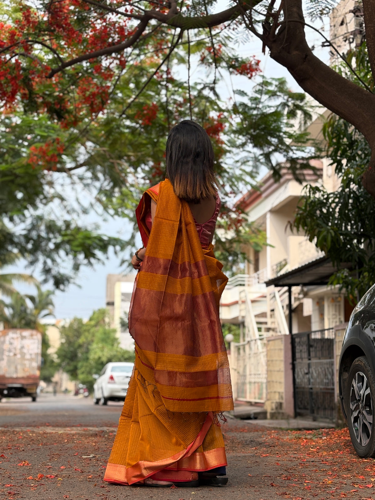 Authentic Deep Yellow Handloom Maheshwari Silk Cotton Saree with Golden Zari | SUTA-SAGA