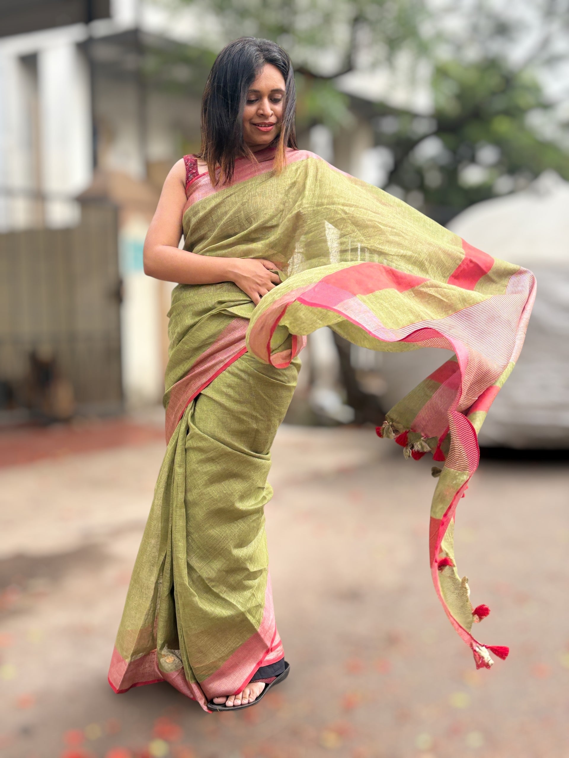 Olive Green Pure Linen Saree with Rust Red Contrast Border | Professional Work Wear
