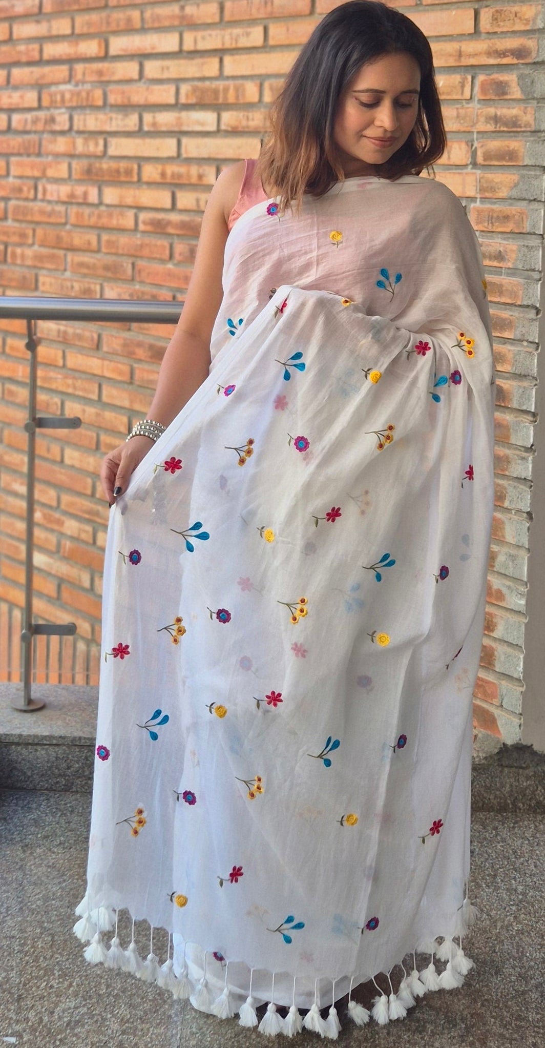 White Saree with Multicolor Floral Embroidery and Stylish Tassel Pallu | Elegant Daily & Corporate Babe Wear