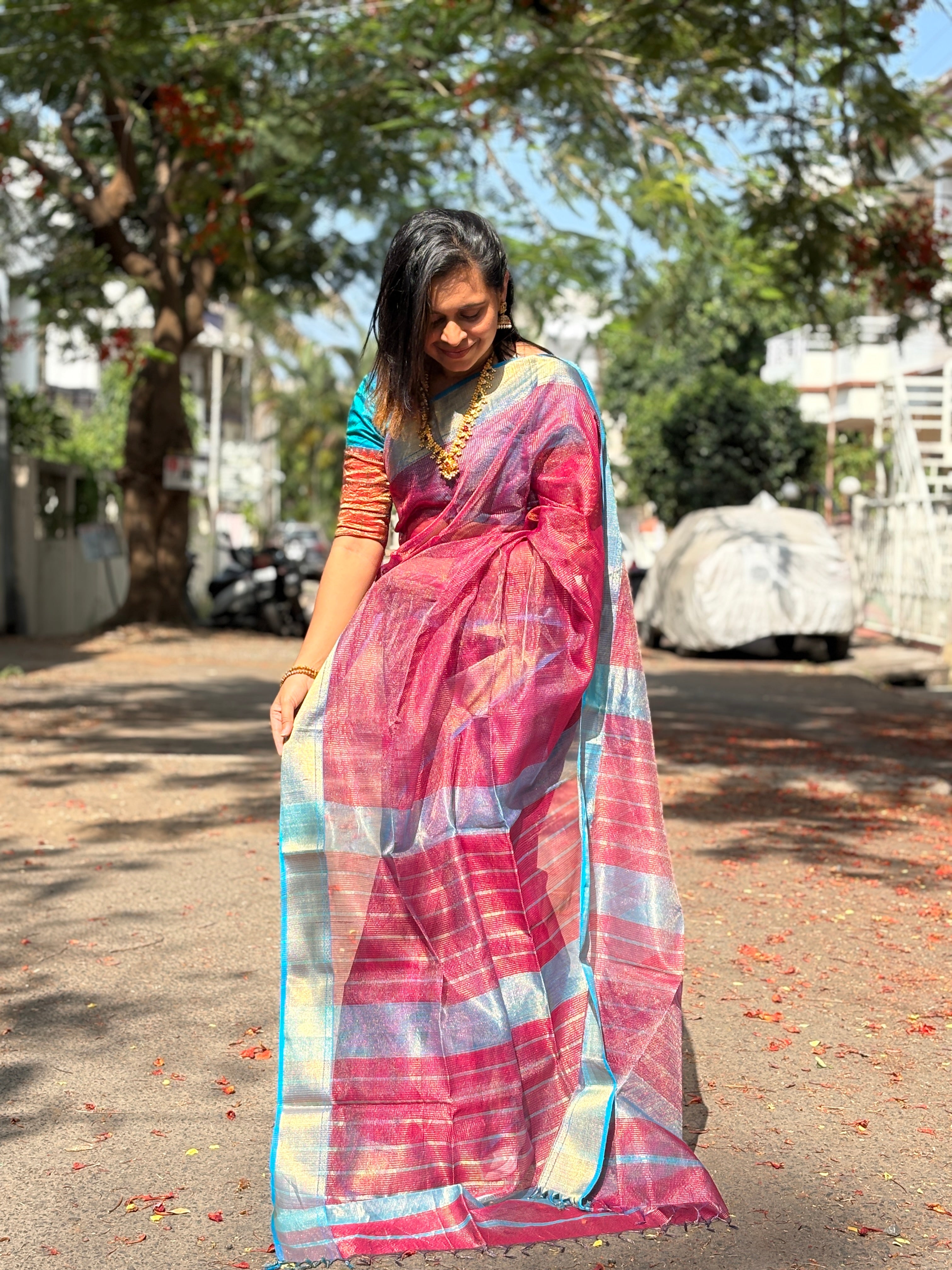 Authentic Deep magenta-pink Handloom Maheshwari Silk Cotton Tissue Saree with Silver Zari Checks | SUTA-SAGA